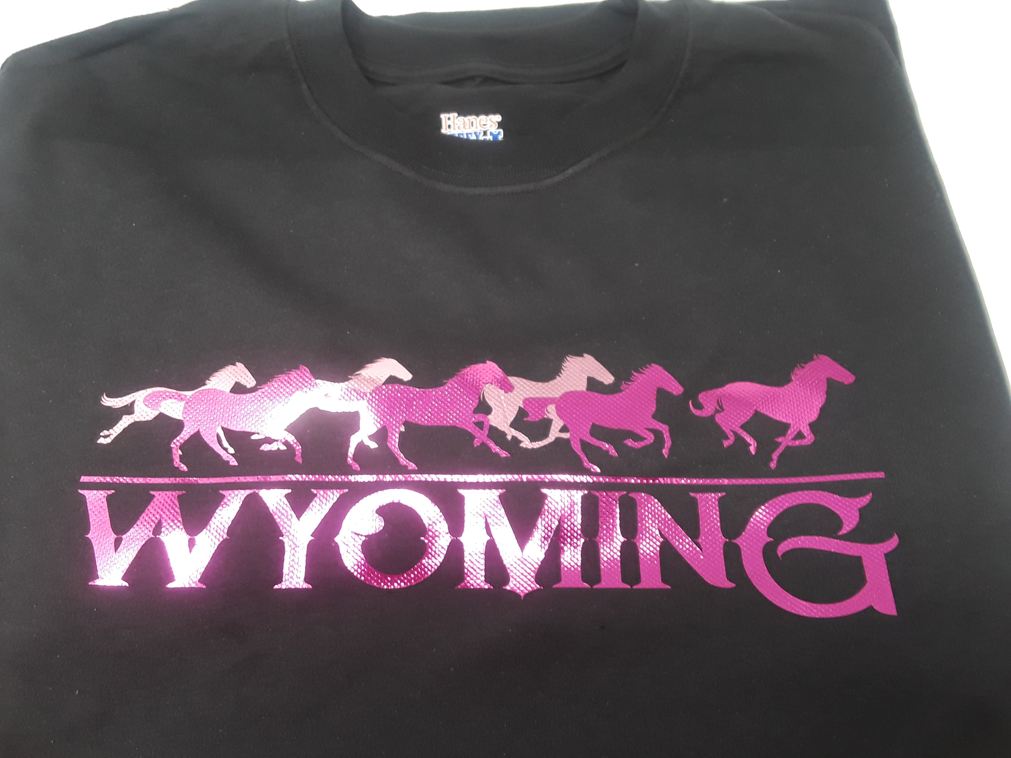 Wyoming Running Horses T-shirt Hot Pink Bling on Black – Dry